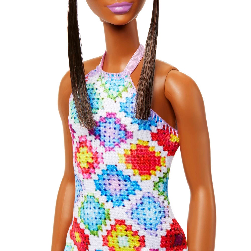 Barbie Fashionistas Puppe 210 mit Dutt und gehäkeltem Neckholderkleid