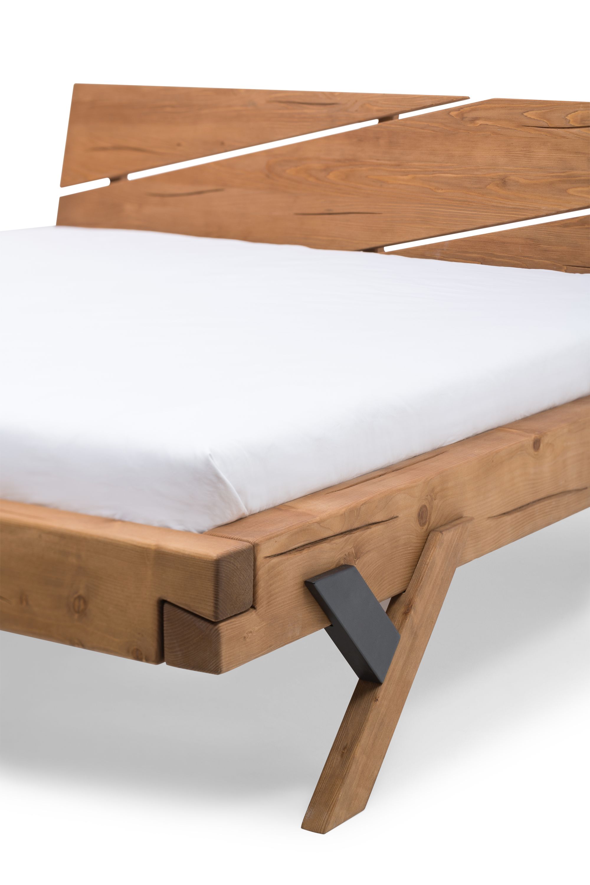 Balkenbett 160 x 200cm Massivholz Bettgestell Doppelbett Ehebett Bettrahmen