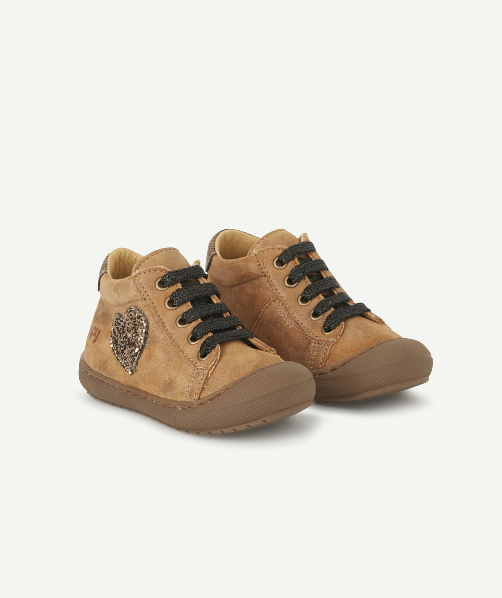 BOPYBOTTINES PREMIER PAS EN CUIR MARRON AVEC COEUR
