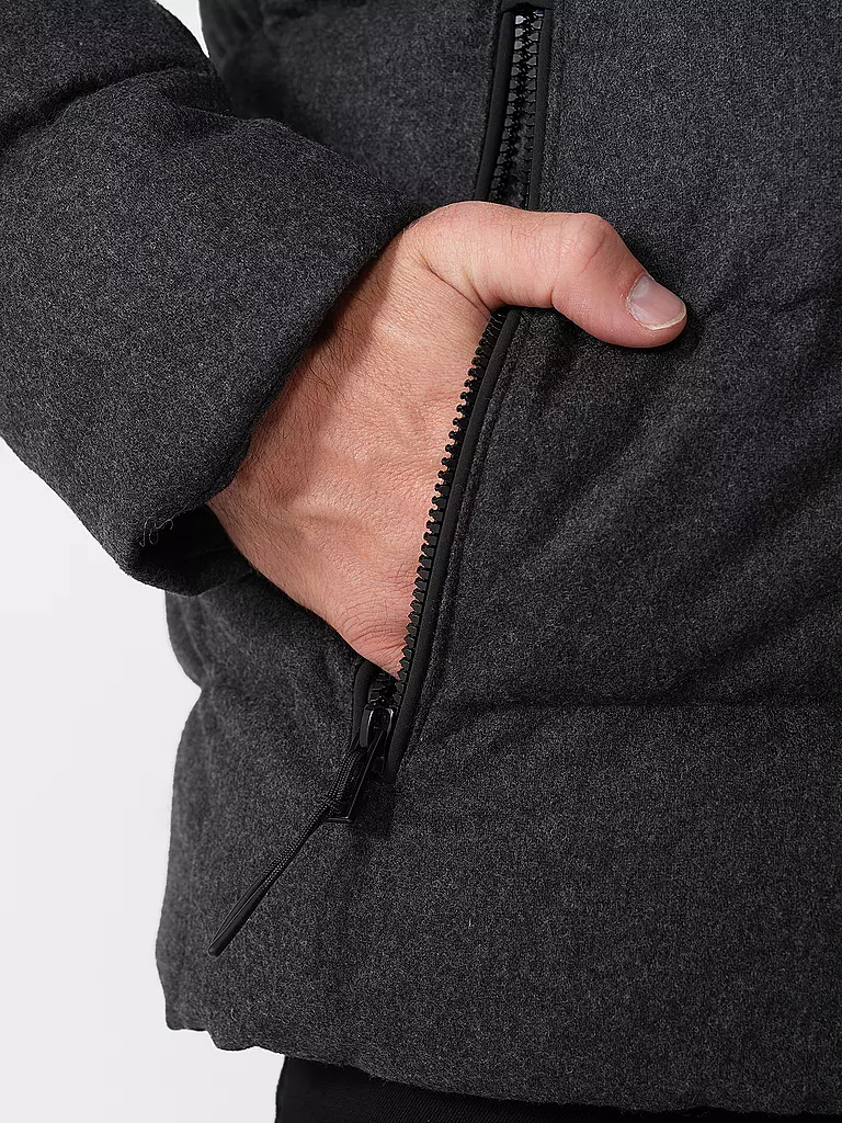 BELSTAFF Daunensteppjacke APEX grau