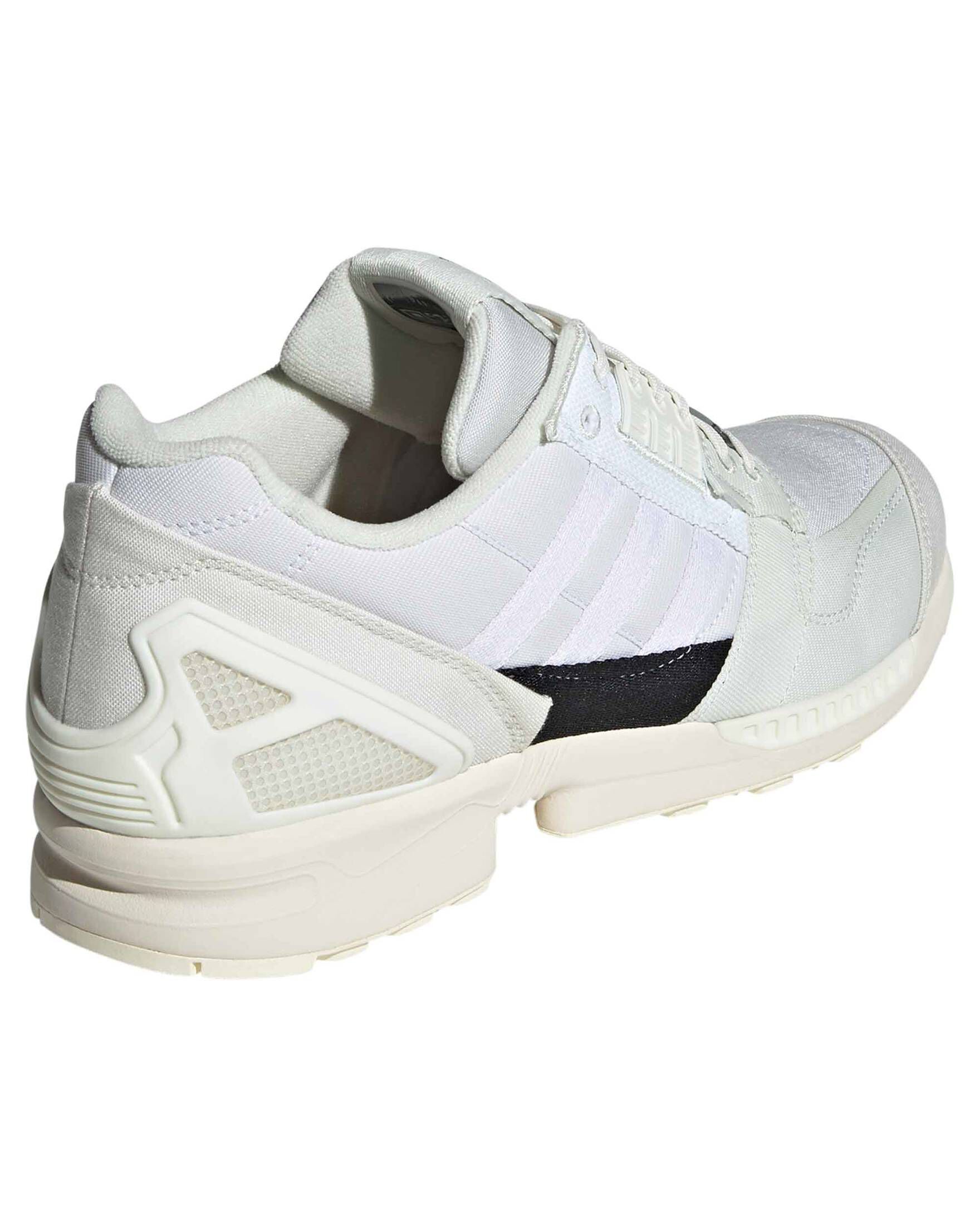 adidas Originals| Herren Sneaker ZX 8000 PARLEY