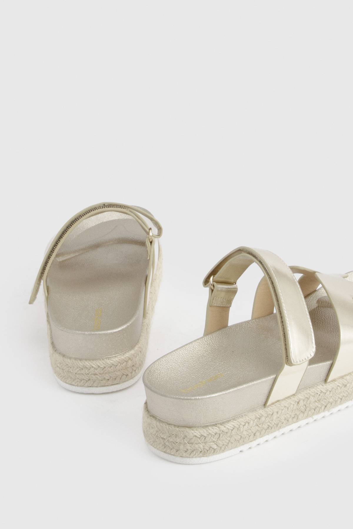 boohoo Sandales Plateforme À Double Bride Ajourée