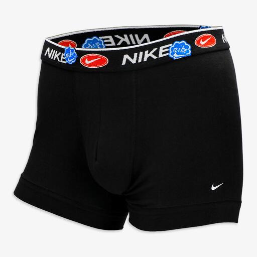 Calções Nike