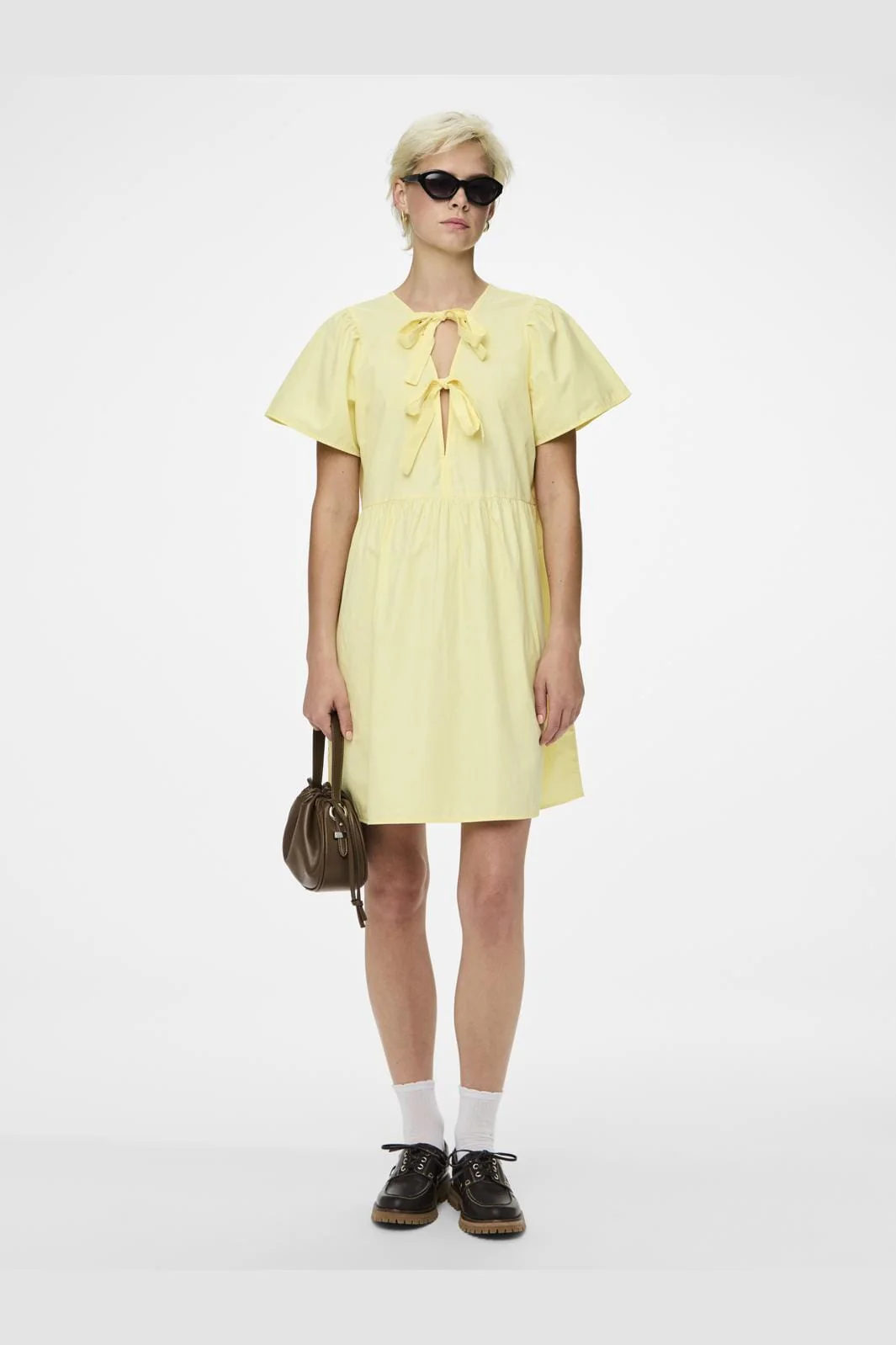 Pieces Pcula Ss O-Neck Reversible Bow Dress 4704159 mellow yellow