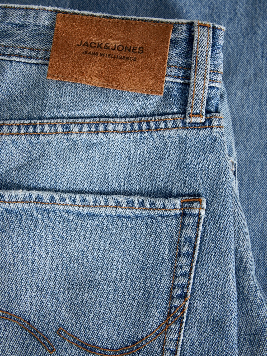 Jack & Jones Relax-fit-Jeans »JJIALEX mit cleanem Look und Taschenvielfalt«, mit Gürtelschlaufen