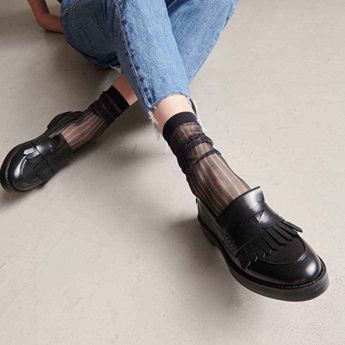 Mocassins à bouts ronds  en cuir glacé noir