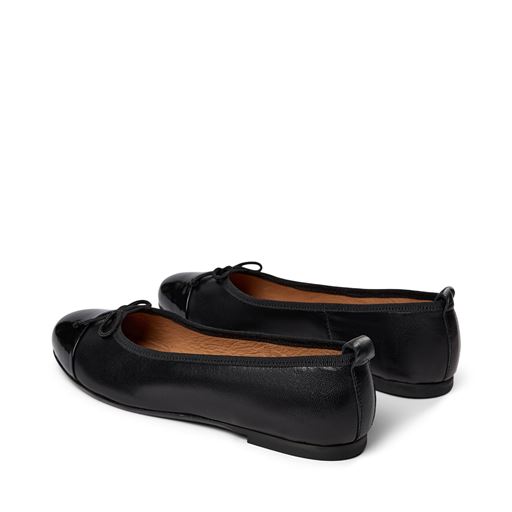 Pavement Lucy Ballerinasko, Black/Black Patent, 41