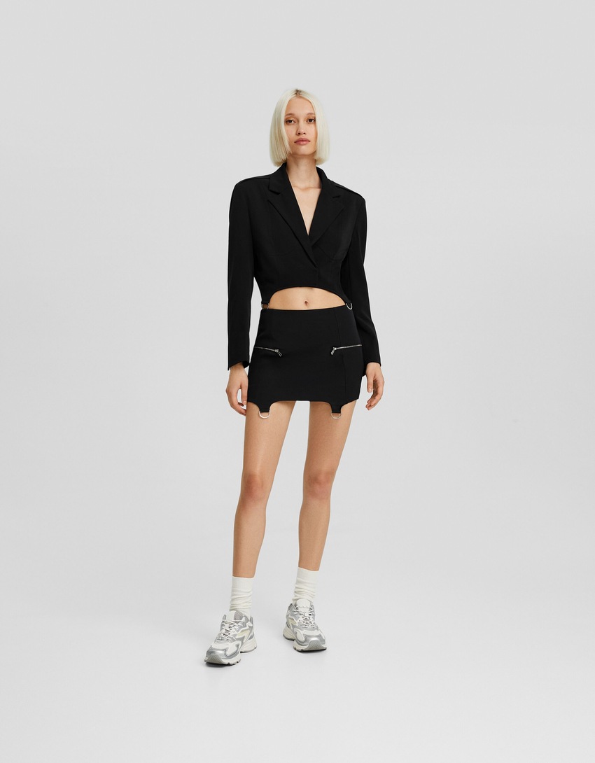 Blazer curto com alças