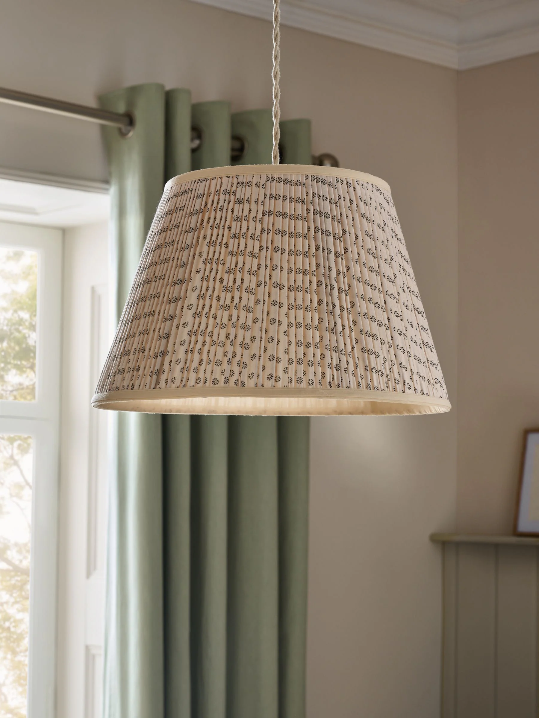 Easy Fit Woodblock Pleated Pendant Lamp Shade