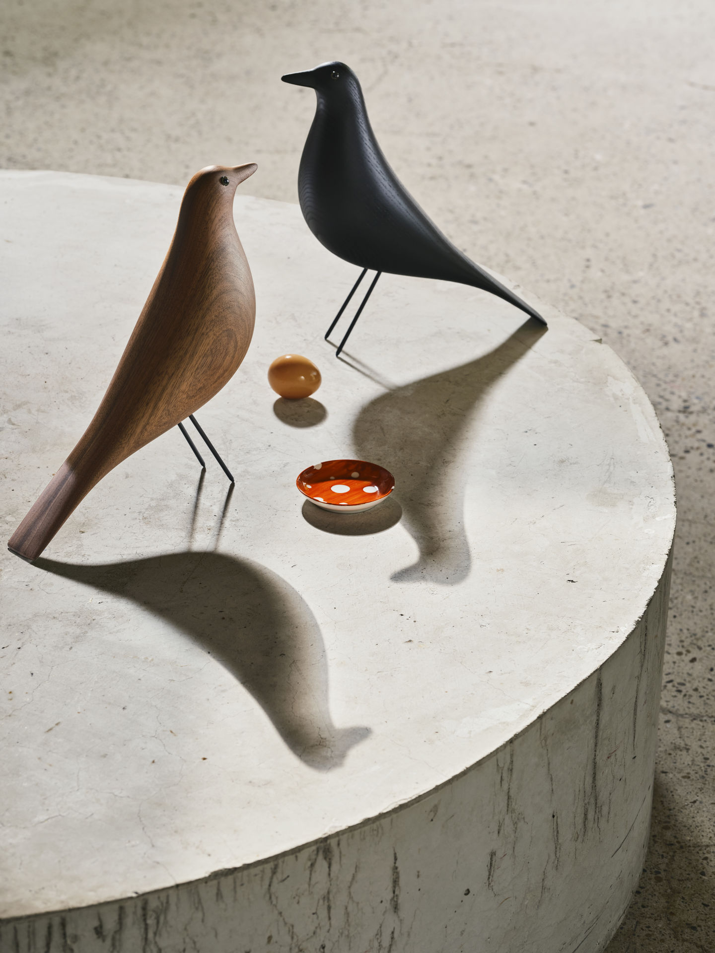 Decoratie object Eames House Bird dark walnut
