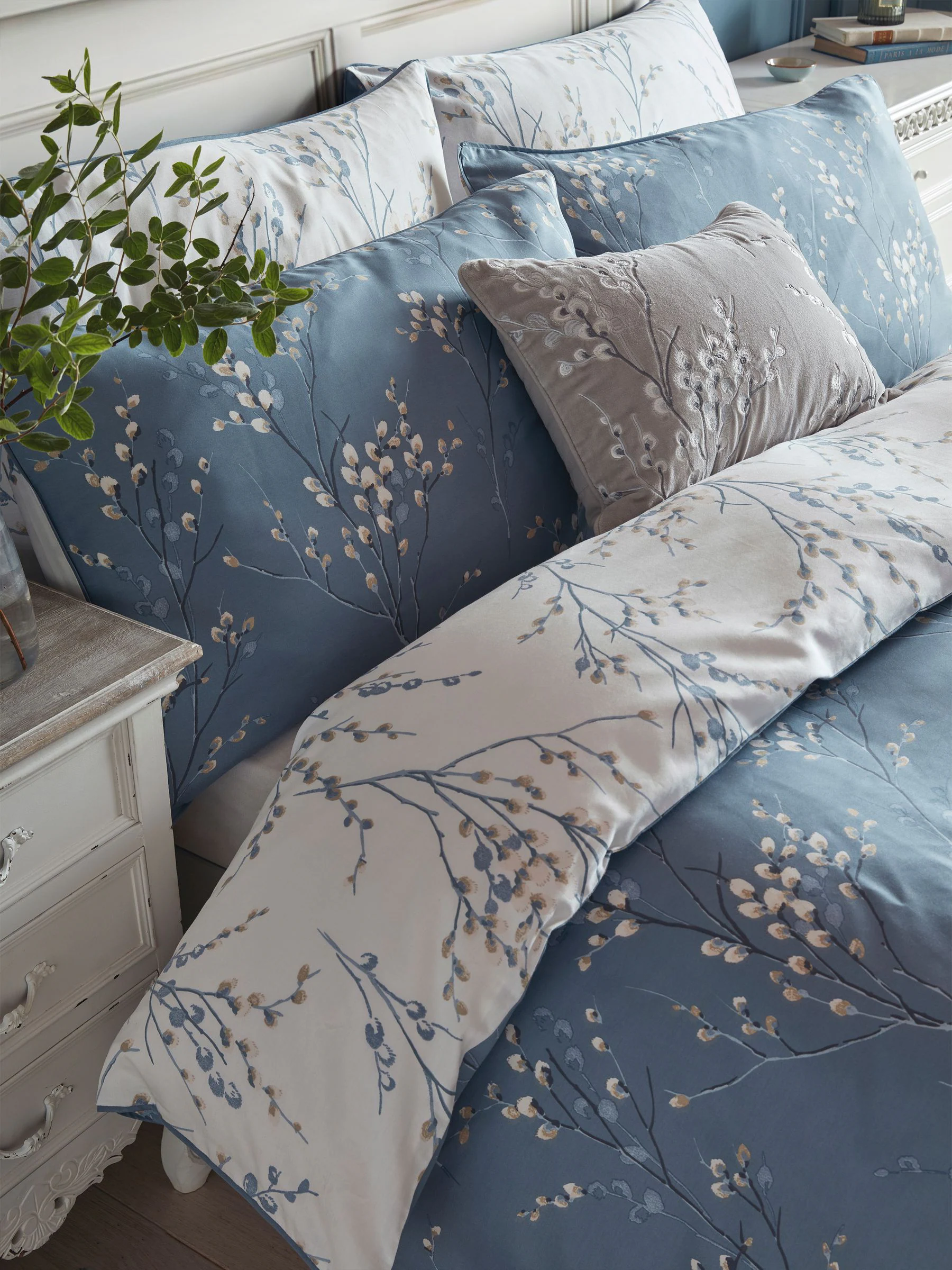 Laura Ashley 100% Cotton Sateen 200 Thread Count Pussy Willow Duvet Cover and Pillowcase Set