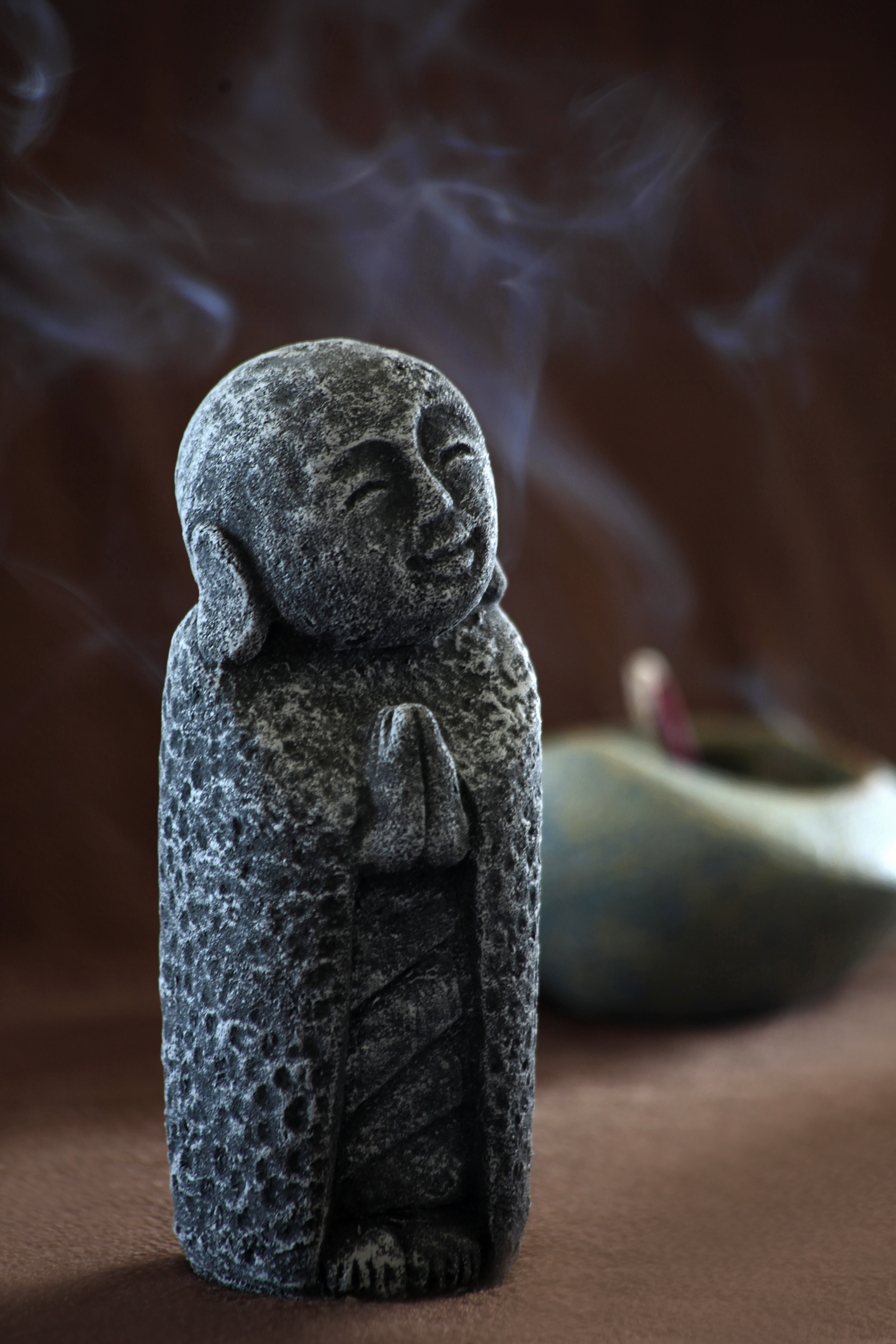 Zementfigur 'Jizo', H 20 cm, L 8 cm, B 8 cm von fischer's lagerhaus