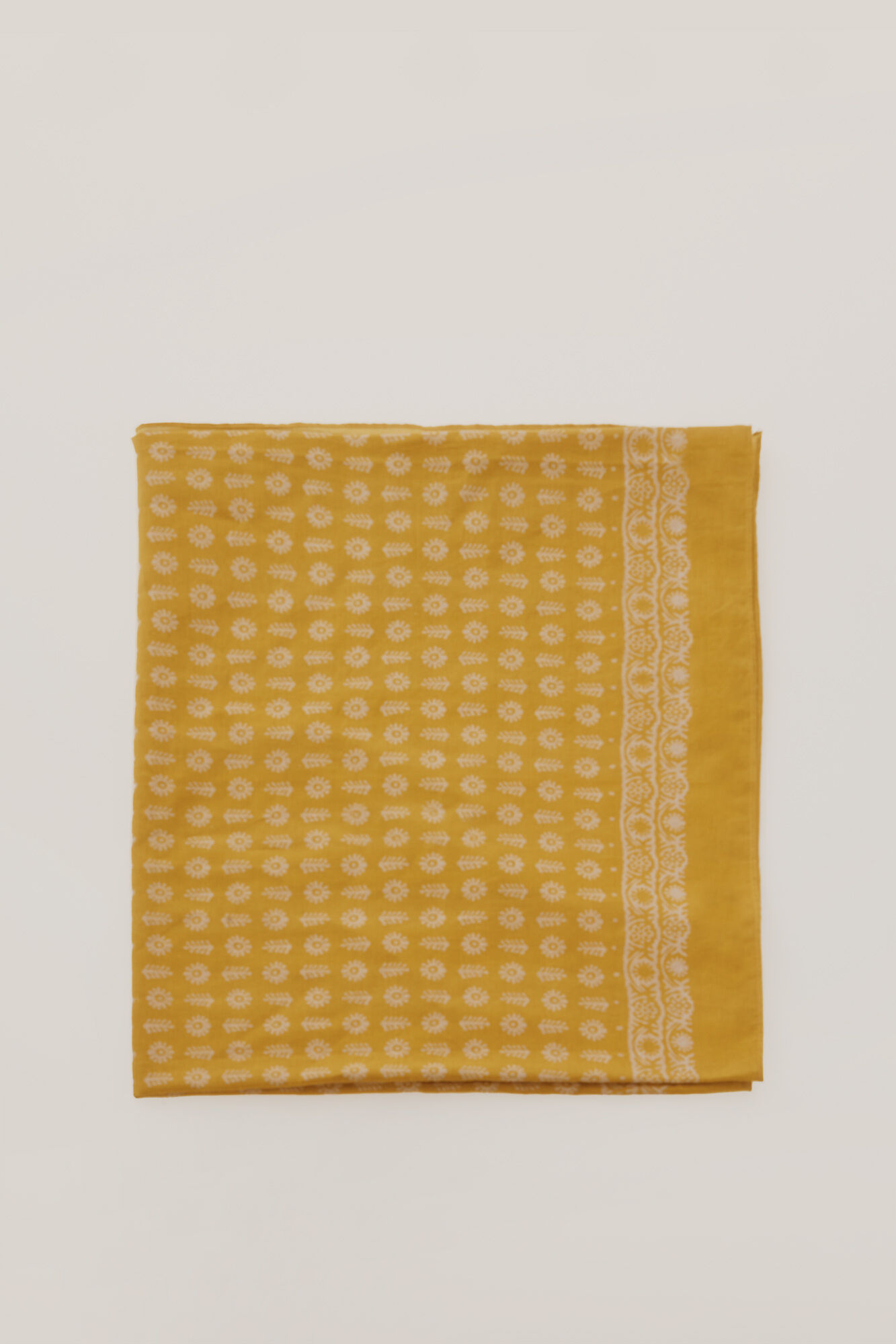 Pareô estampado - Dourado
