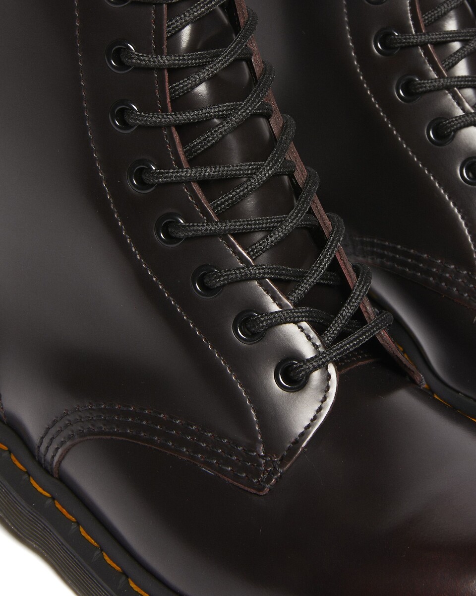 DR. MARTENS<br>Botas de couro 1460 Arcadia