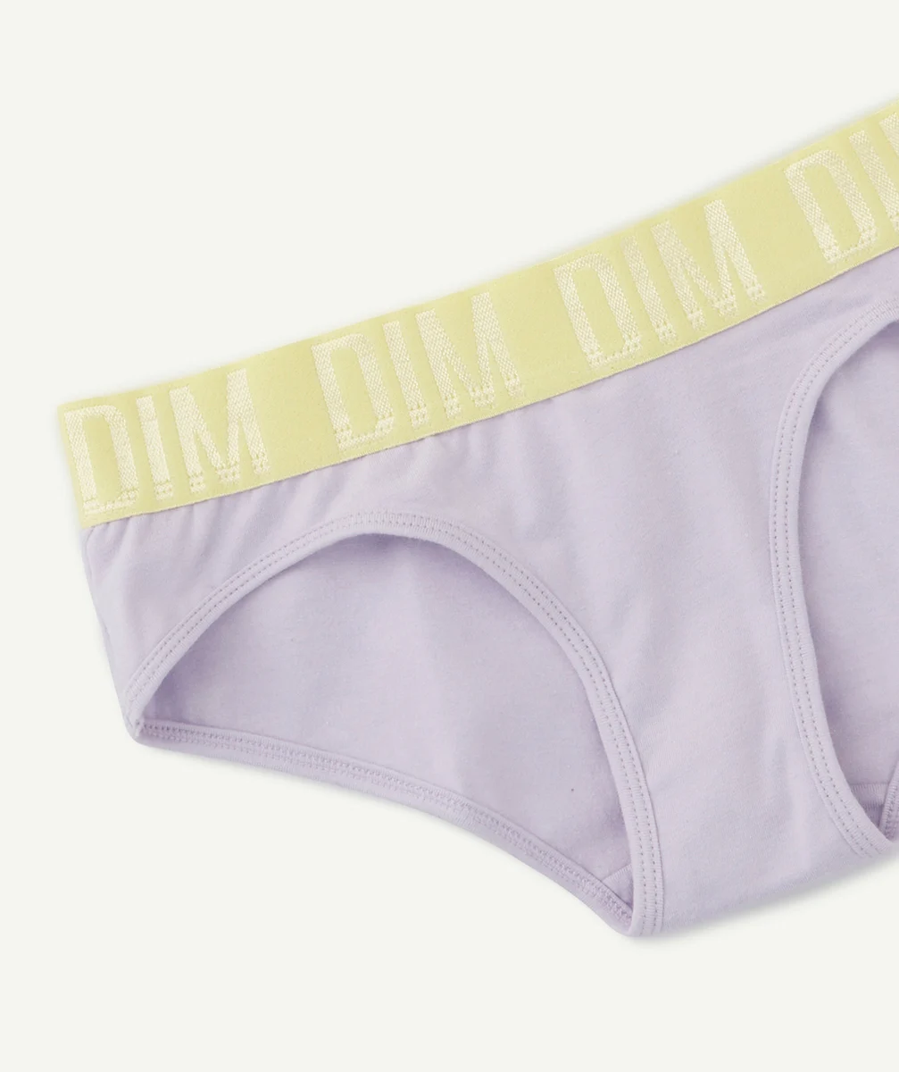 DIMSHORTY DE SPORT FILLE LILA ET CEINTURE ANIS