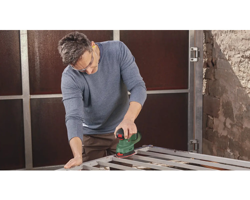 Bosch UniversalSander 18V-10 accu multischuurmachine, zonder accu en lader