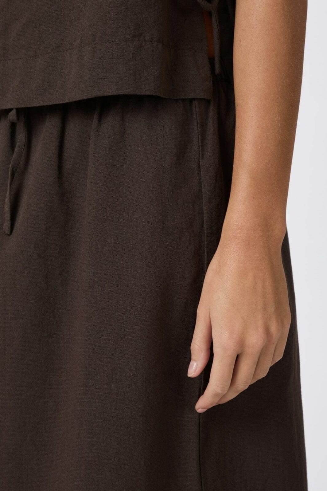 Neo Noir Noa Linen Skirt 159936
