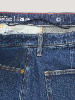 Calça jeans de perna larga e modelagem relaxada adaptável
