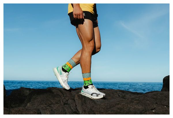 Chaussettes Triathlon Incylence Ultralight Kona V3 Noir/Multicolore