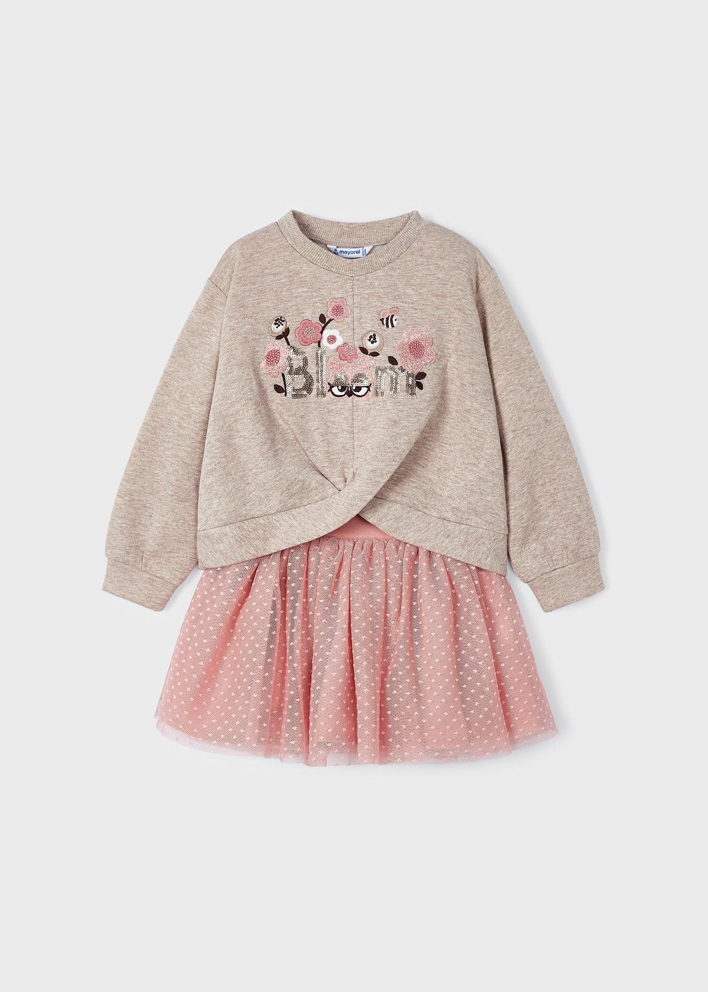 Conjunto de duas peças com saia de tule para meninas