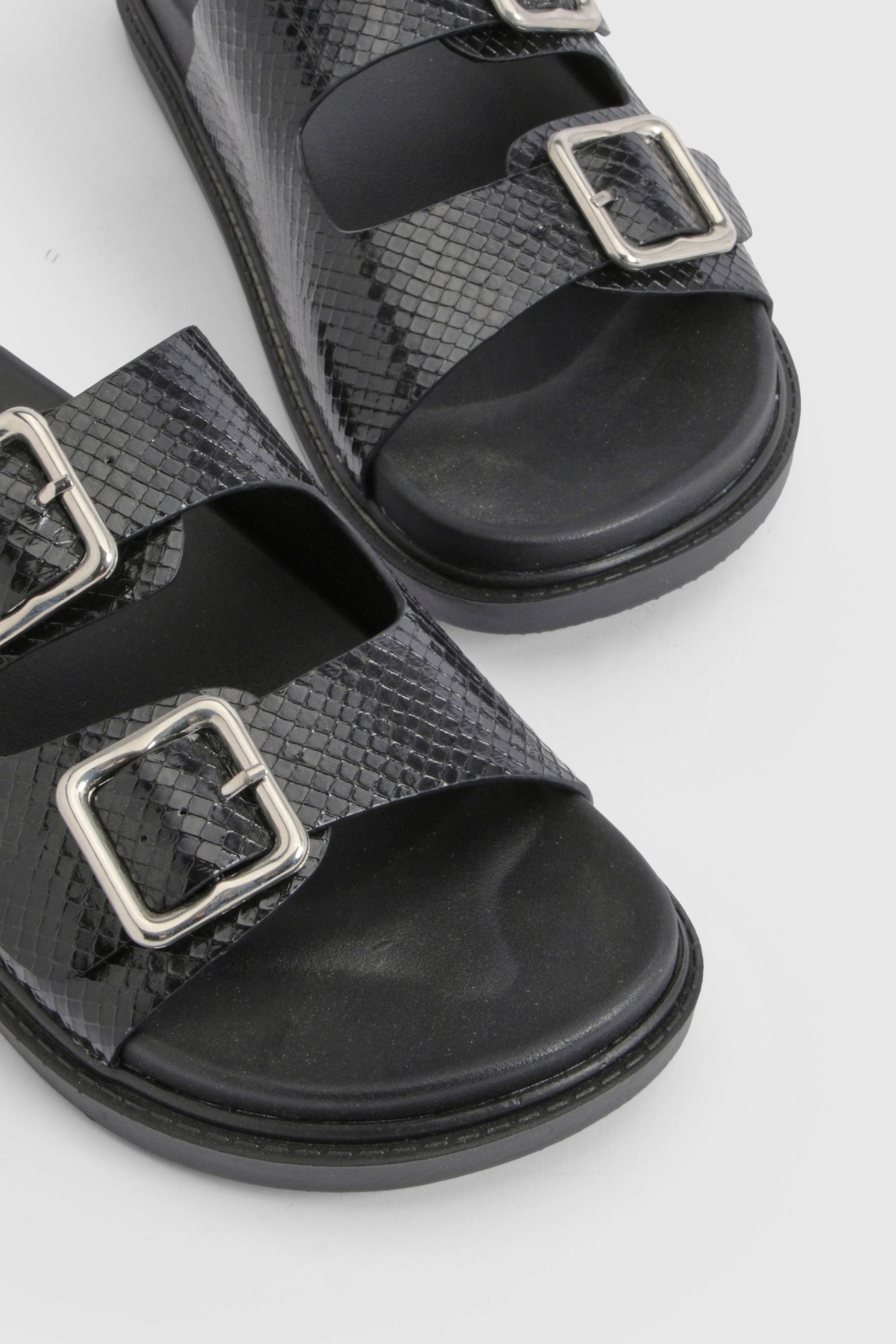 boohoo Sandales Plateformes À Double Bride Avec Détail Boucle