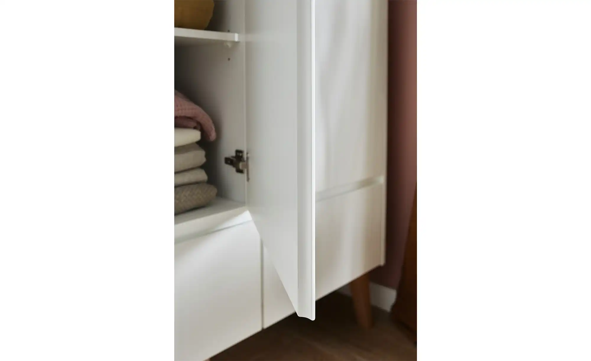 Kleiderschrank Swing