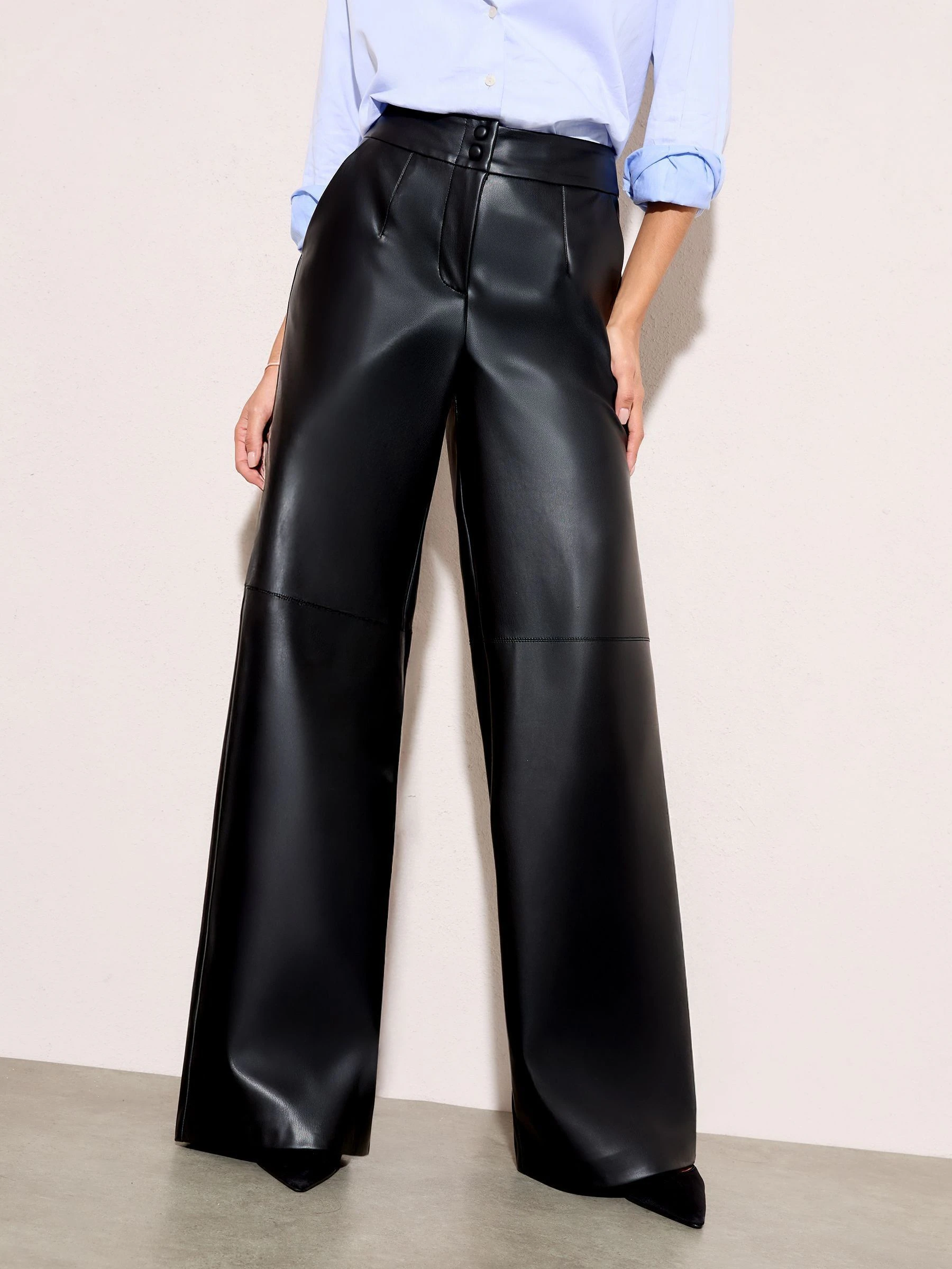 Zwart - Friends Like These X Lucy Mecklenburgh Faux Leather Tailored Wide Leg Trousers