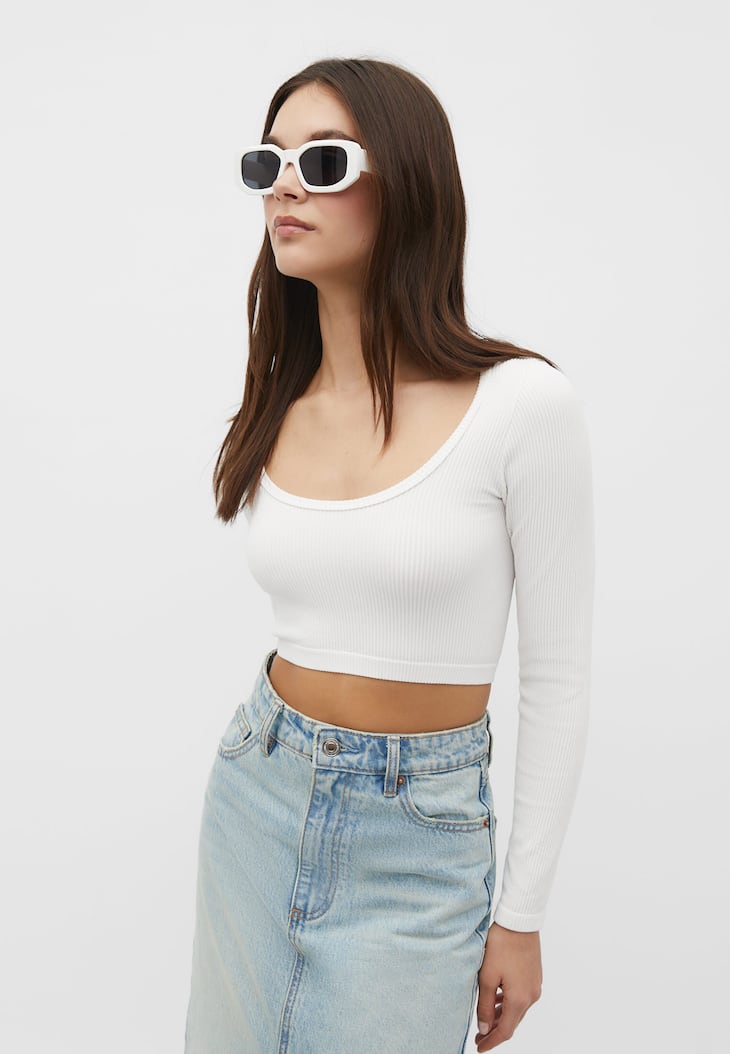 Top cropped sem costura