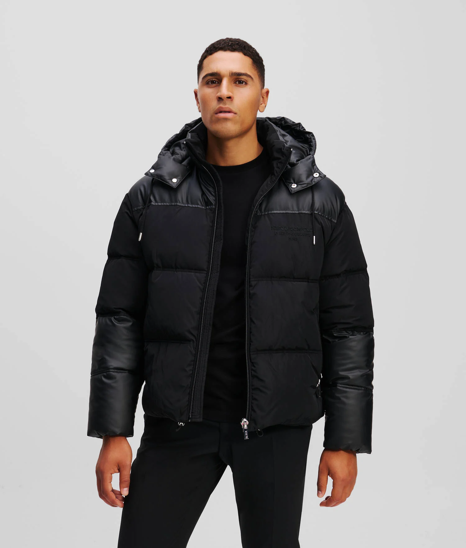 VESTE MATELASSÉE À CAPUCHE