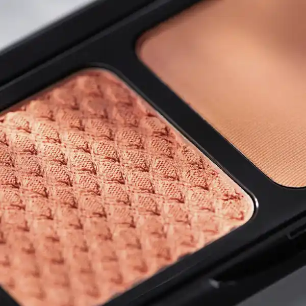 Blush Affair Cream Powder Palette 030 Absolute Apricot