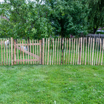 Schapenhek kastanjehout ca. 100 x 500 cm