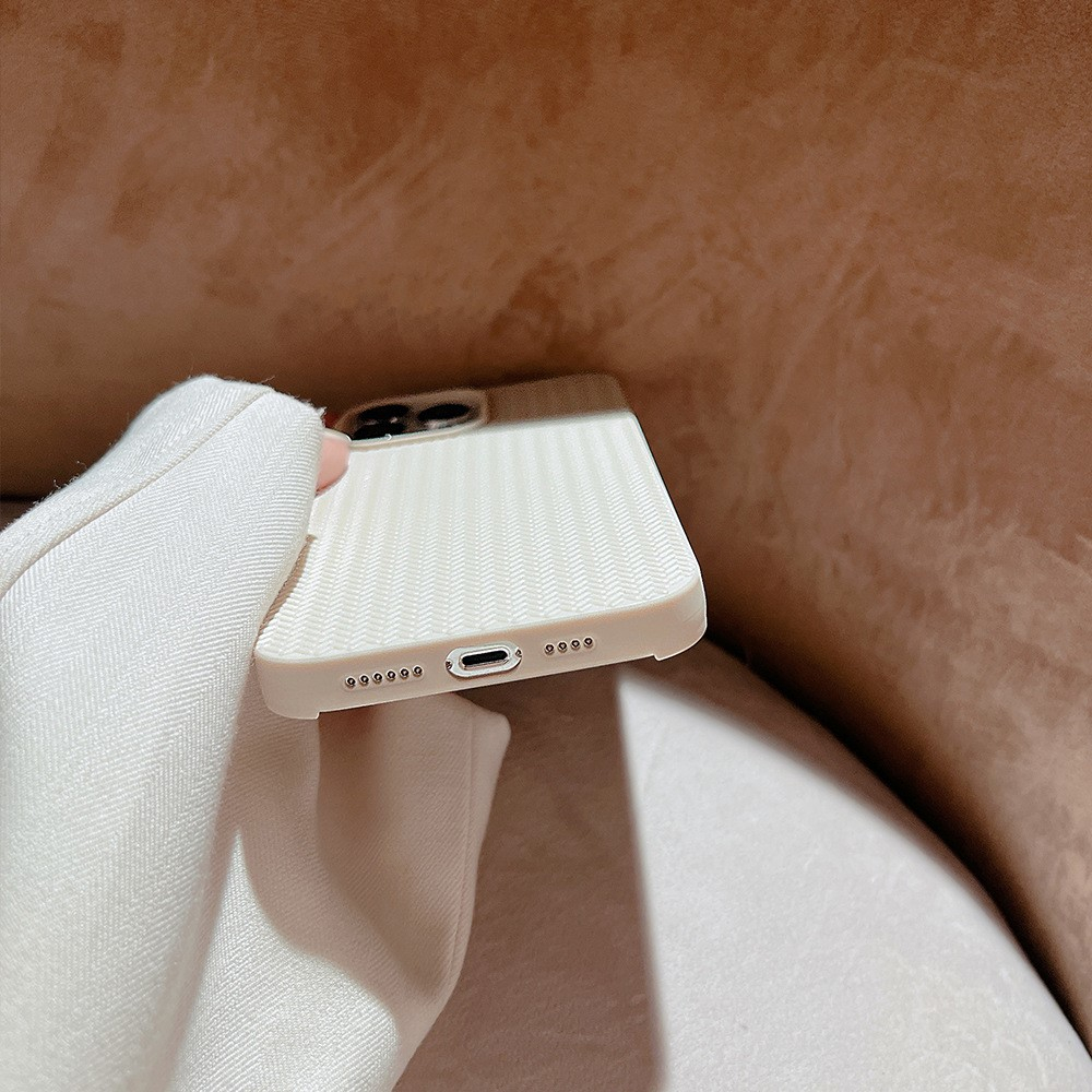 iPhone 14 Pro Max Gummi Case Schutzhülle Chevron Design - Beige