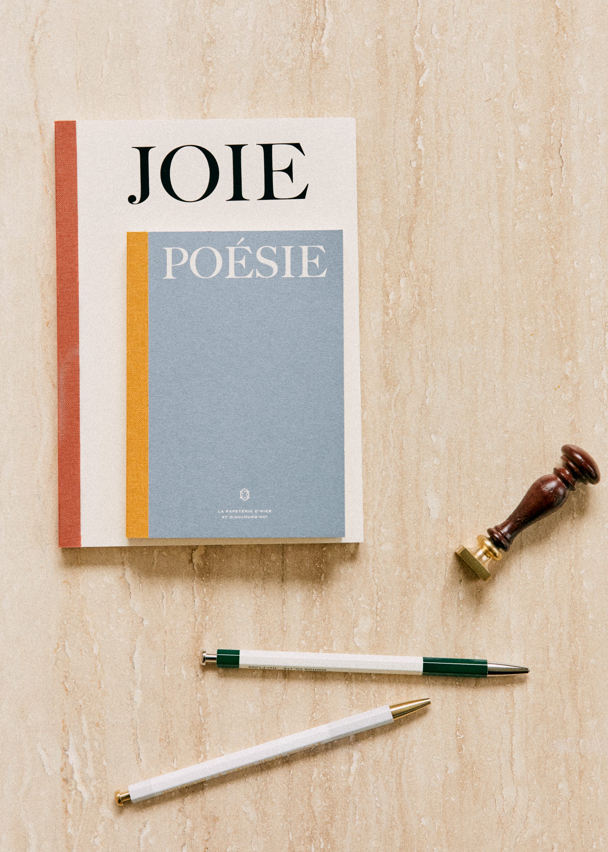 Carnet A5 - Joie - LES COMPOSANTES/SENTEURS & PAPETERIE 5906796