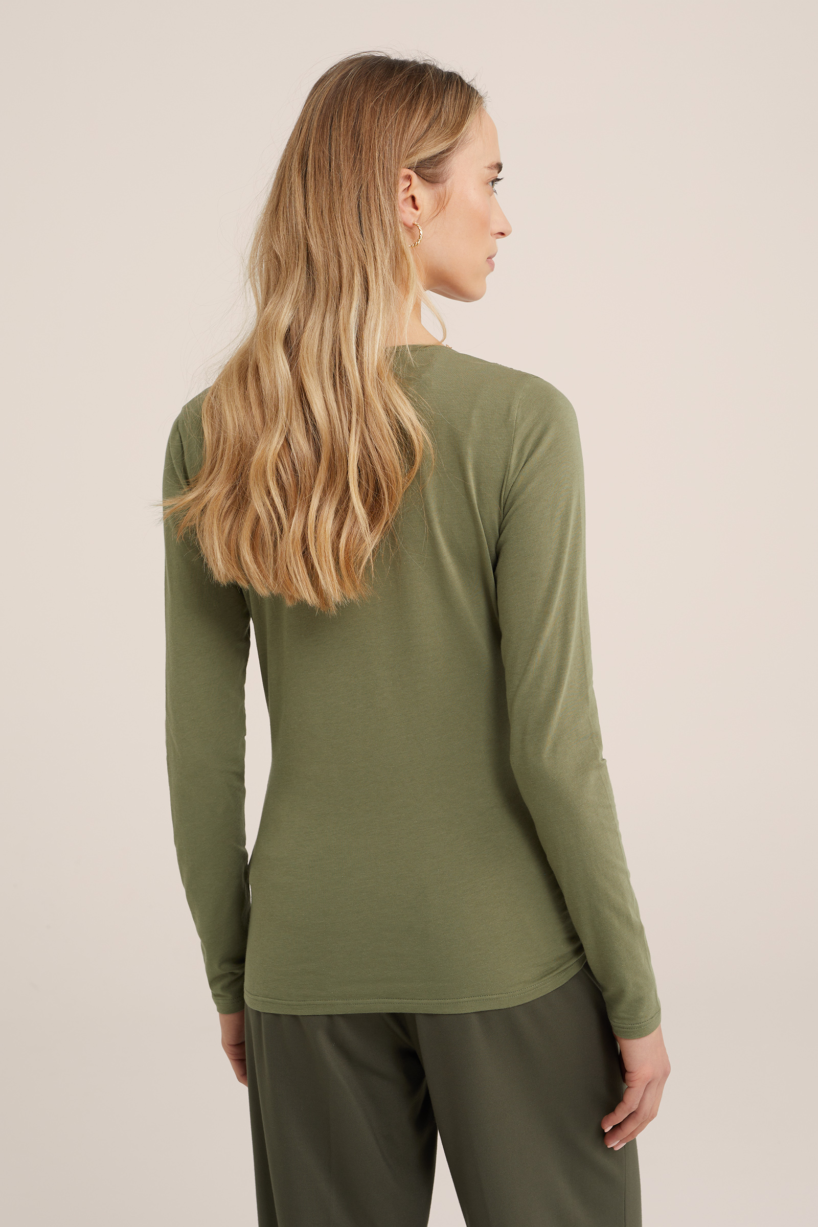 T-shirt met gedrapeerde hals WE Fashion Olijfgroen