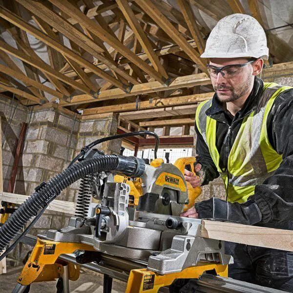 DeWALT DWS777 Afkort-/Verstekzaag met XPS 216mm 1800W