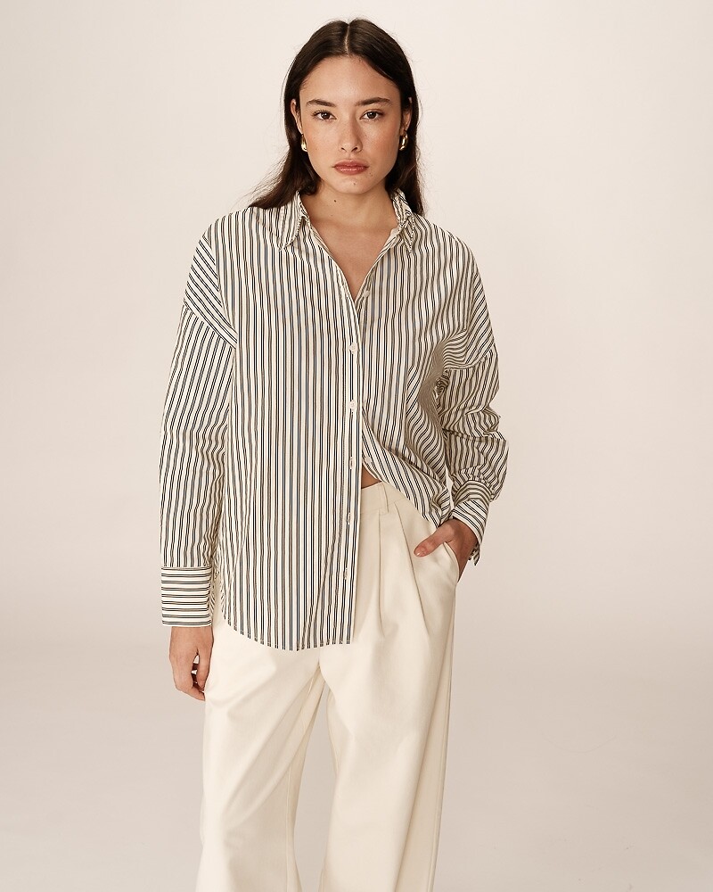 GRACE & MILA<br>Camisa listrada oversized com punhos bordados, PARSONS