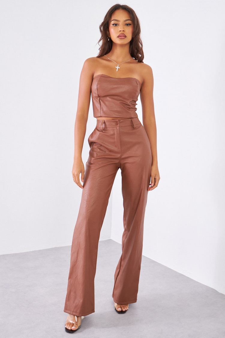 Ensemble 2 pièces crop top + pantalon en simili cuir marron