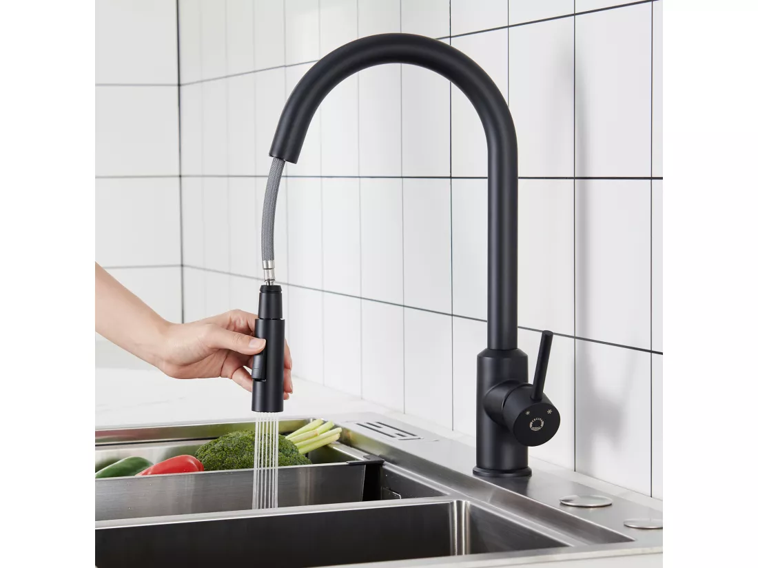 Cecipa max Evier en Quartz 60*45cm, avec Panier de Vidange et Distributeur de Savon Gratuits + Mitigeur de Cuisine avec Douchette Extractible Noir