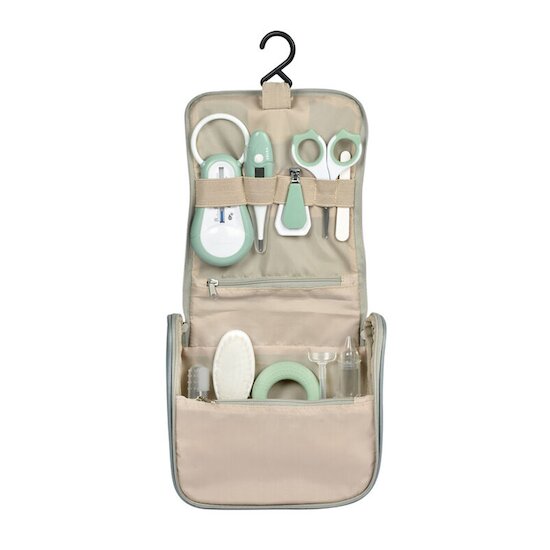 Trousse de Toilette Nomade   Vert Sauge        de               Béaba