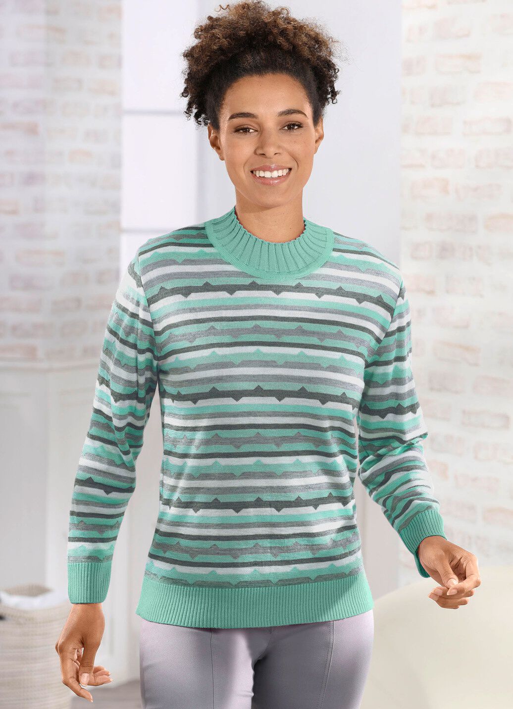 Pullover in Feinstrick