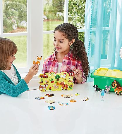 Aquabeads Perlenset - 3500+ Teile - Box Of Fun - Bauernhaus