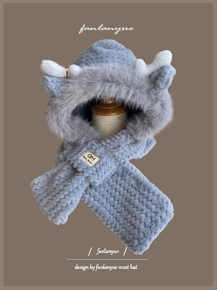 Zaalouk - Hertenhoorn Fluffy Hooded Scarf