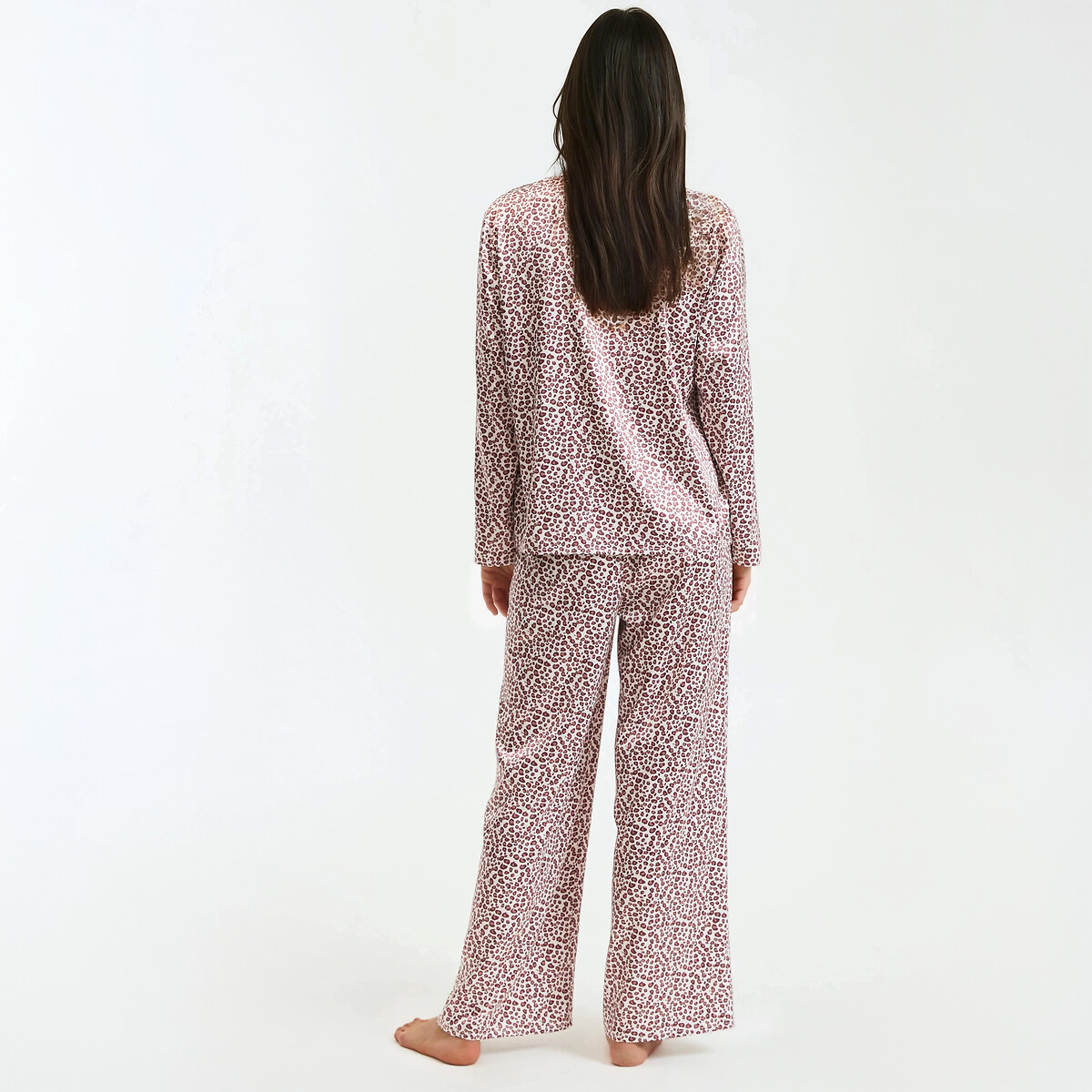 ANNE WEYBURN<br>Pijama de cetim estampado