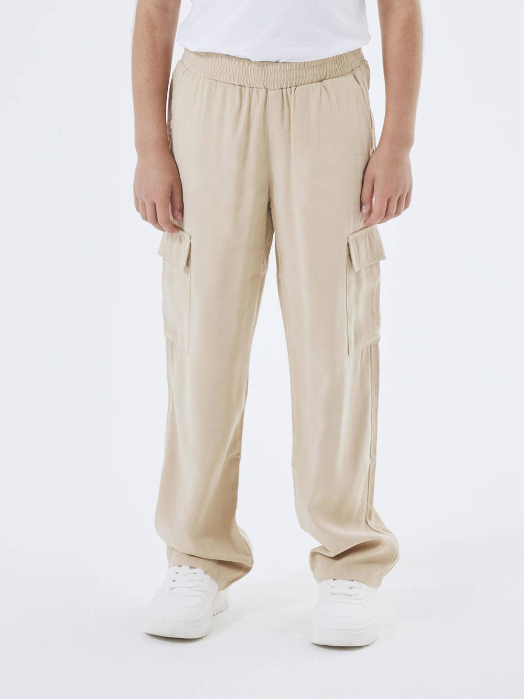 NAME IT loose fit cargobroek NKFBELLA beige