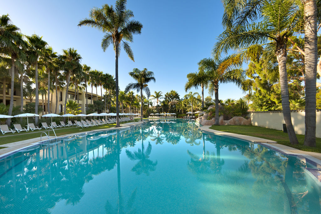 Fly & Go Bluebay Banus Logies en ontbijt - Hotel