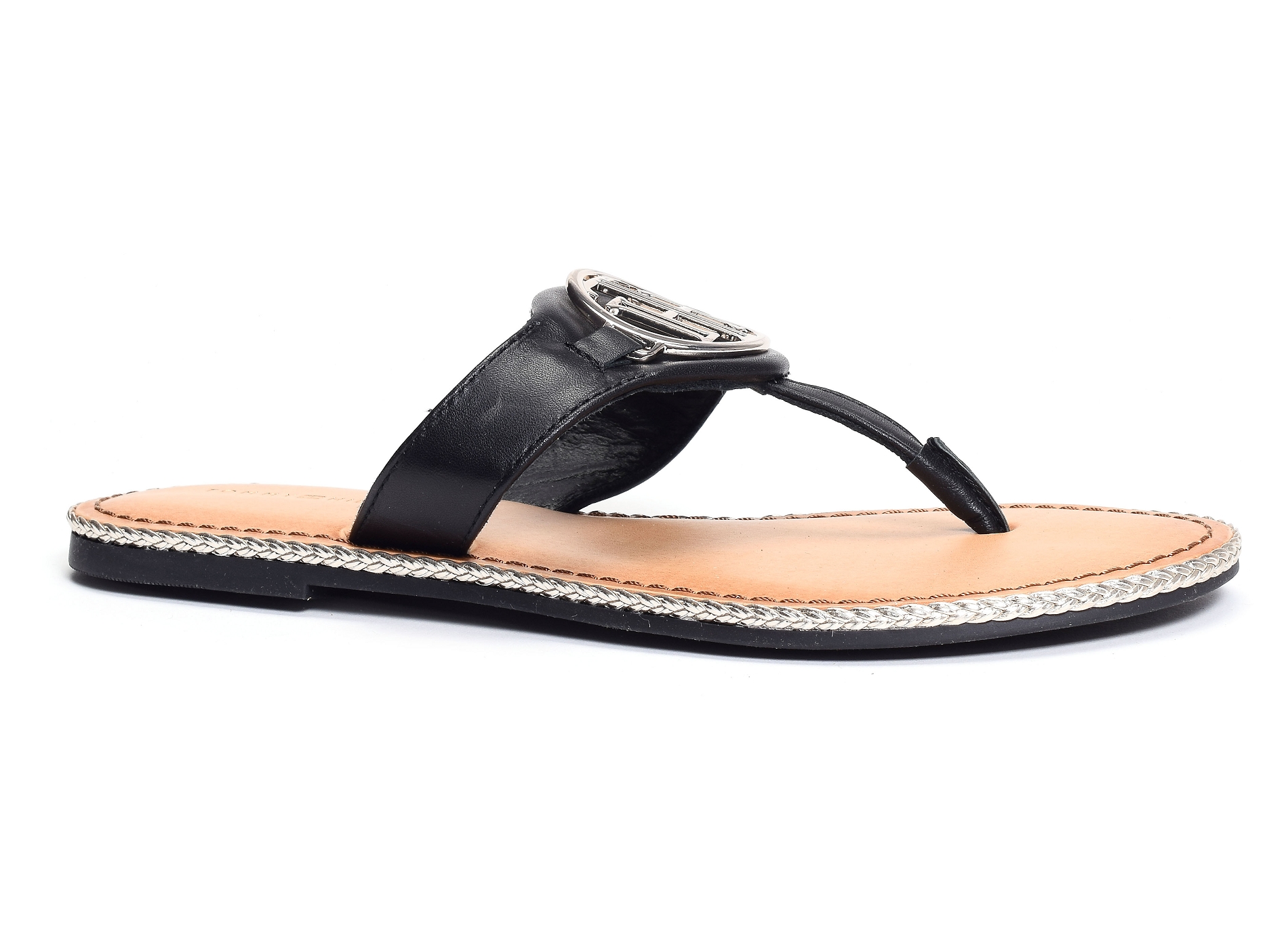 Essential leather flat sandal 5620 noir