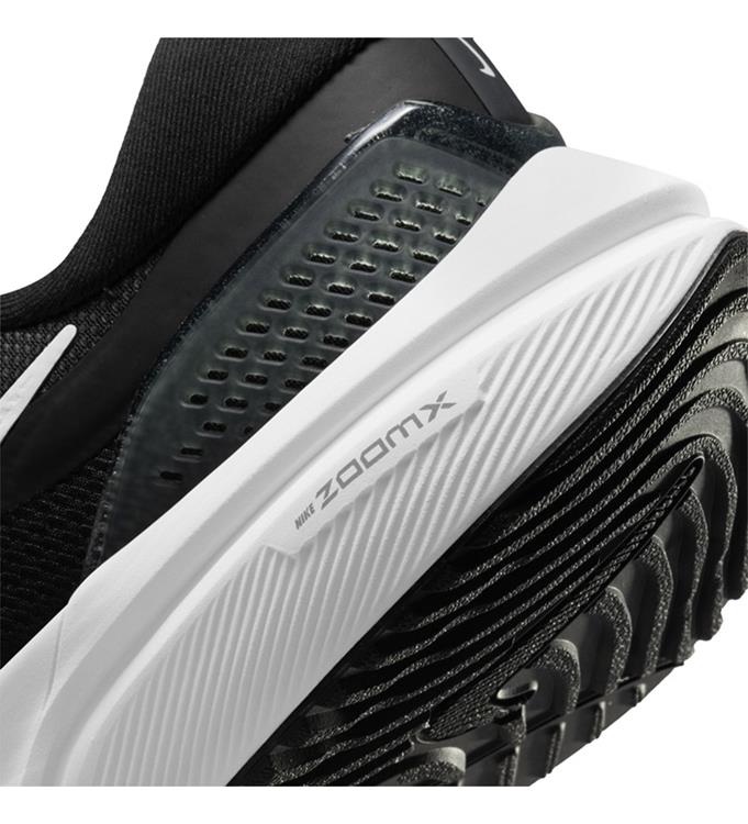 Nike Men Air Zoom Vomero 16 hardloopschoenen