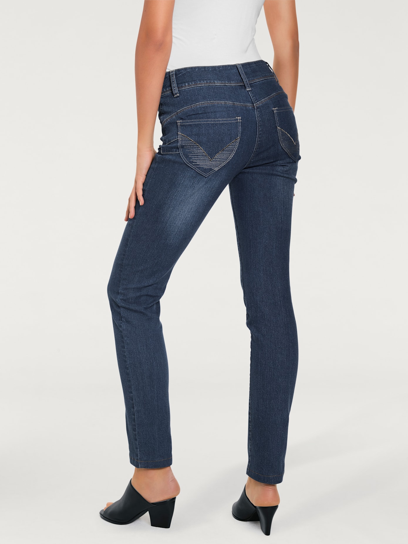 Jeans effet ventre plat coupe skinny