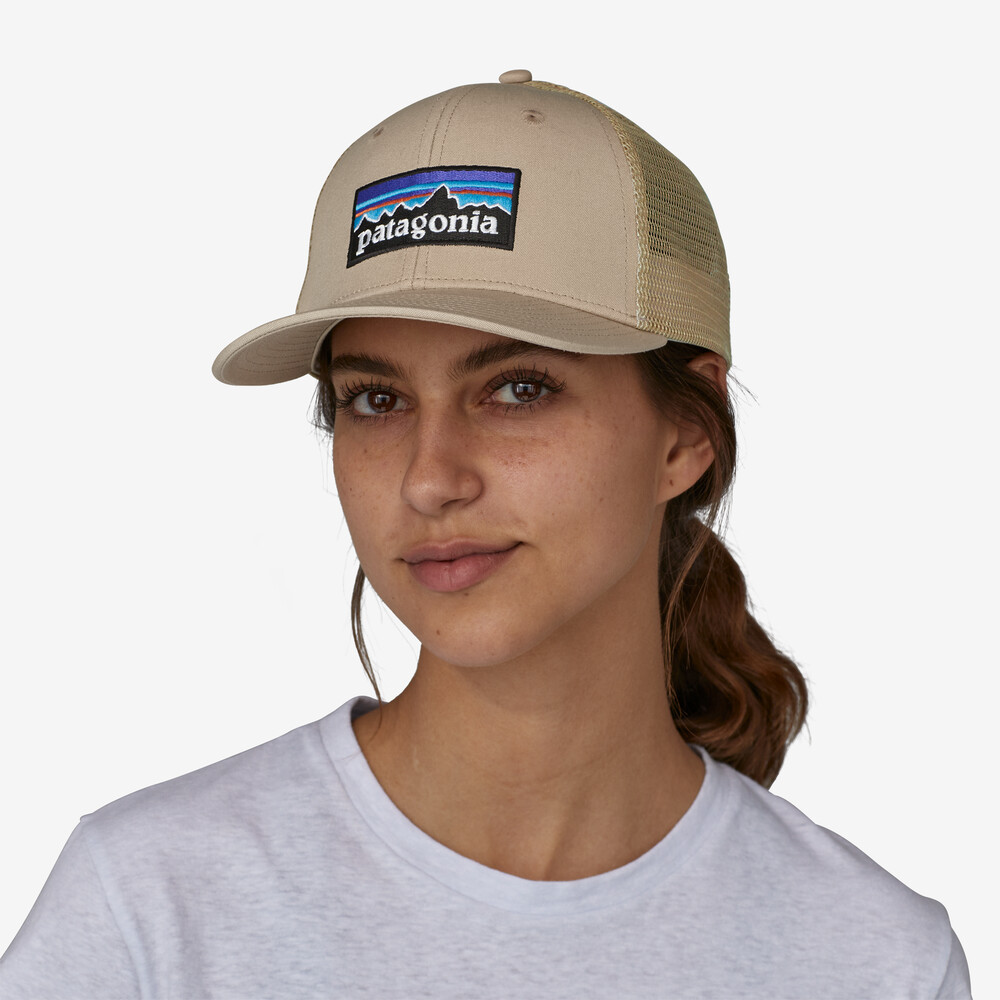 P-6 Logo Trucker-Mütze