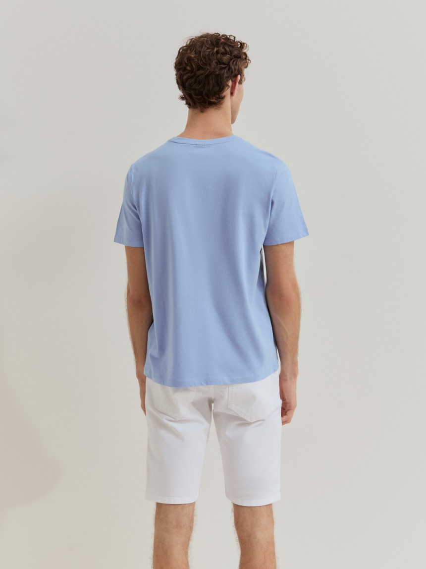 T-shirt básica em algodão